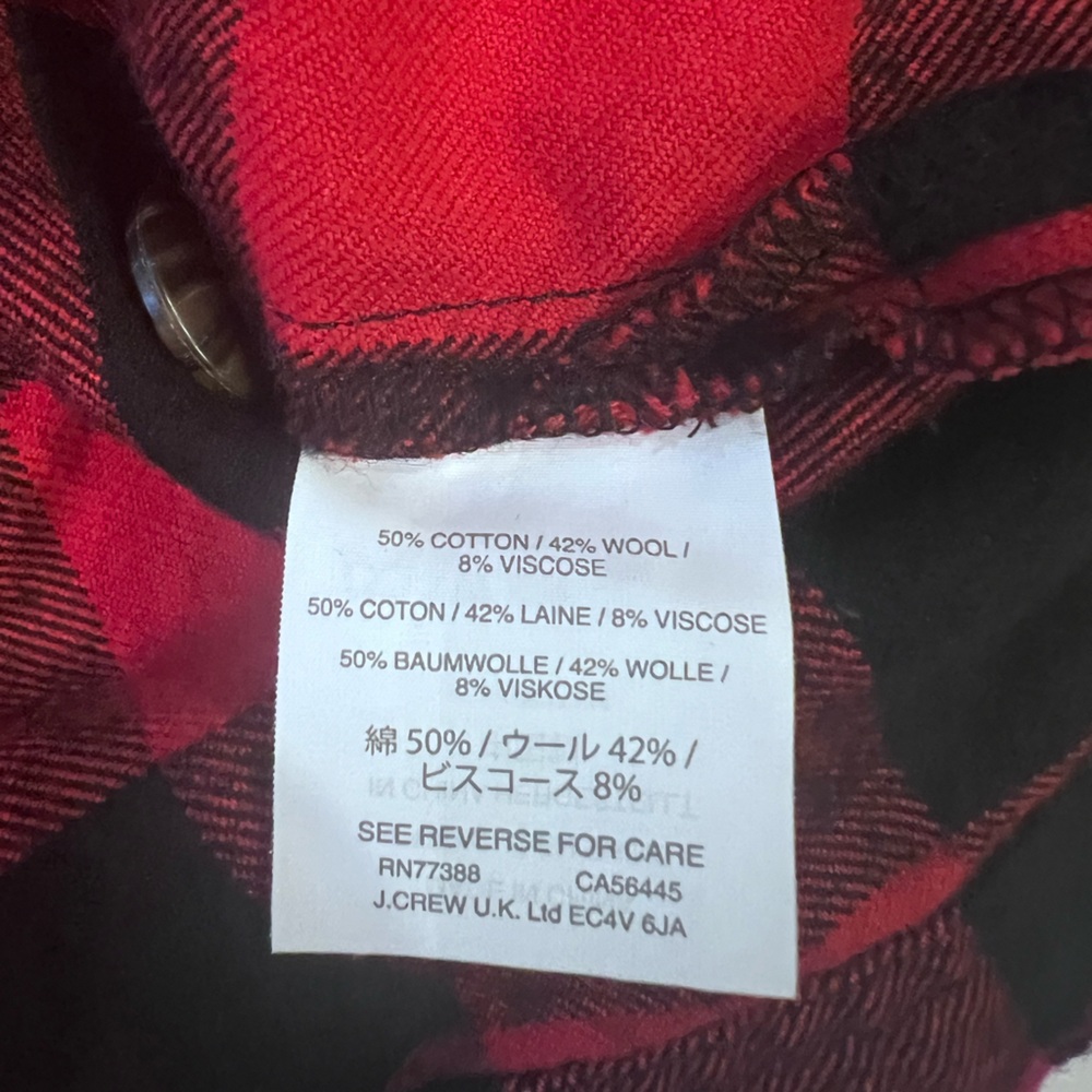 JCrew Red and Black Plaid Women’s Shirt - Picture 5 of 5